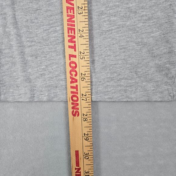 The North Face Mens Gray Medium Short Sleeve T-Shirt with Bear Design - Picture 9 of 10